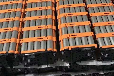 甘南查哈阳农场高价废旧电池回收_回收旧电池片